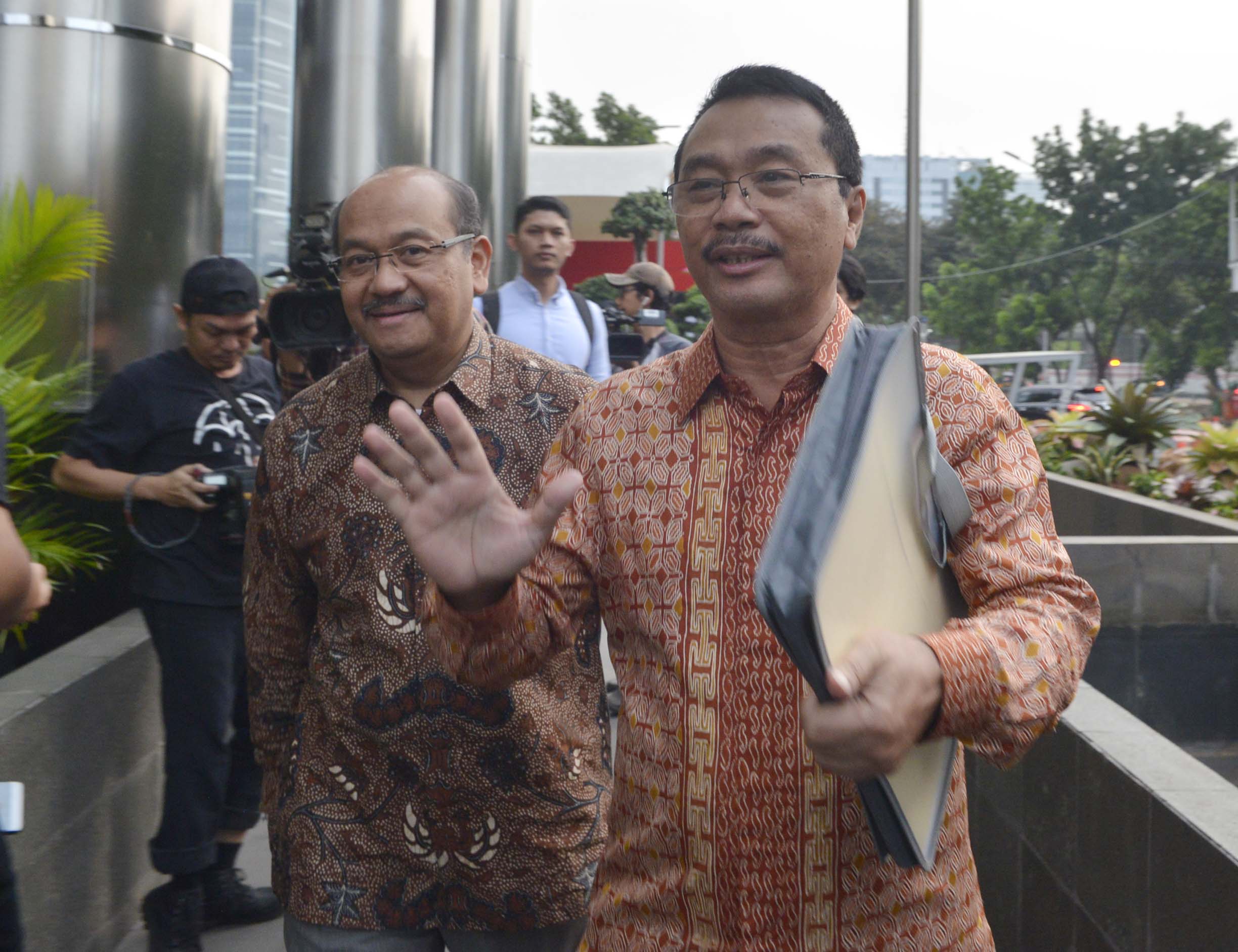 Periksa Enam Saksi, KPK Dalami Kasus Mafia Migas