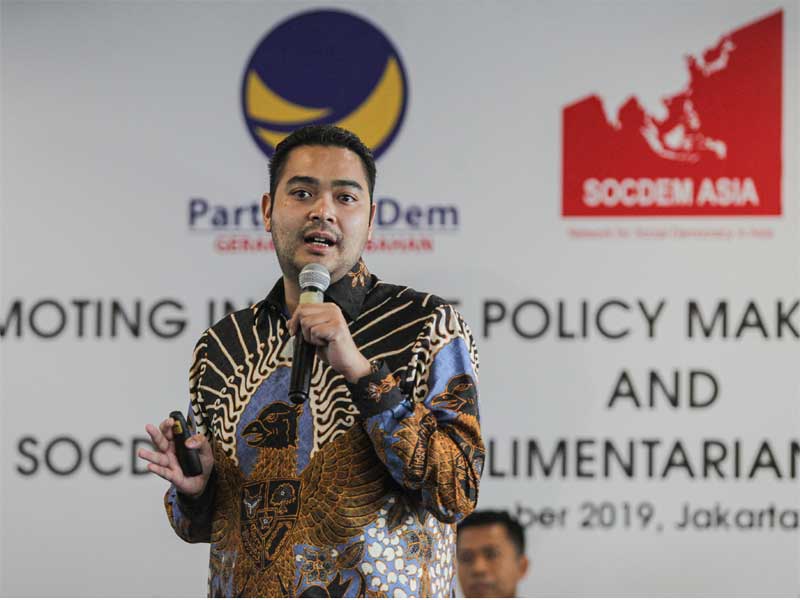 Prananda Surya Paloh, anggota DPR-RI dari Partai NasDem, menjadi pembicara pada acara diskusi rangkaian acara pertemuan SOCDEM.