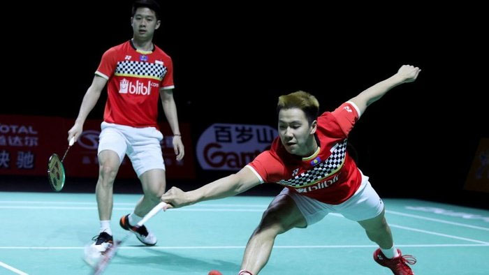  Pebulu tangkis ganda putra Indonesia Marcus Fernaldi Gideon (kanan) dan Kevin Sanjaya Sukamuljo   