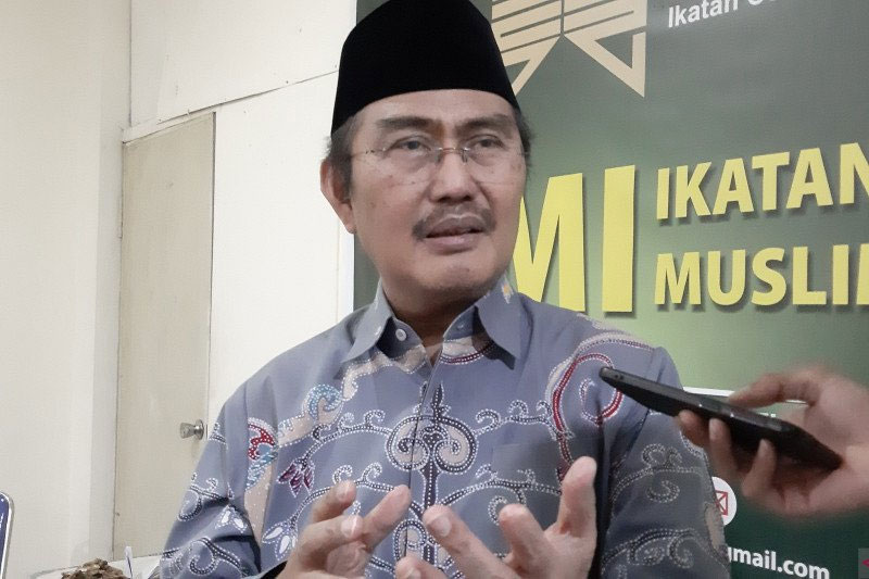 Ketua Umum ICMI Prof Dr Jimly Asshiddiqie usai Konpers: Refleksi Akhir Tahun dan Rekomendasi Silaknas ICMI tahun 2019 di ICMI Center Jakarta