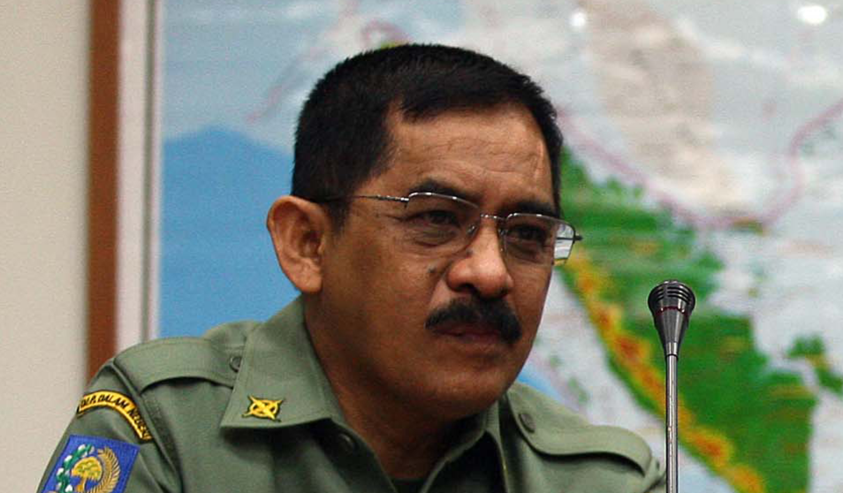 Mantan Dirjen Kesbangpol kemendagri Ahmad Tanribali Lamo