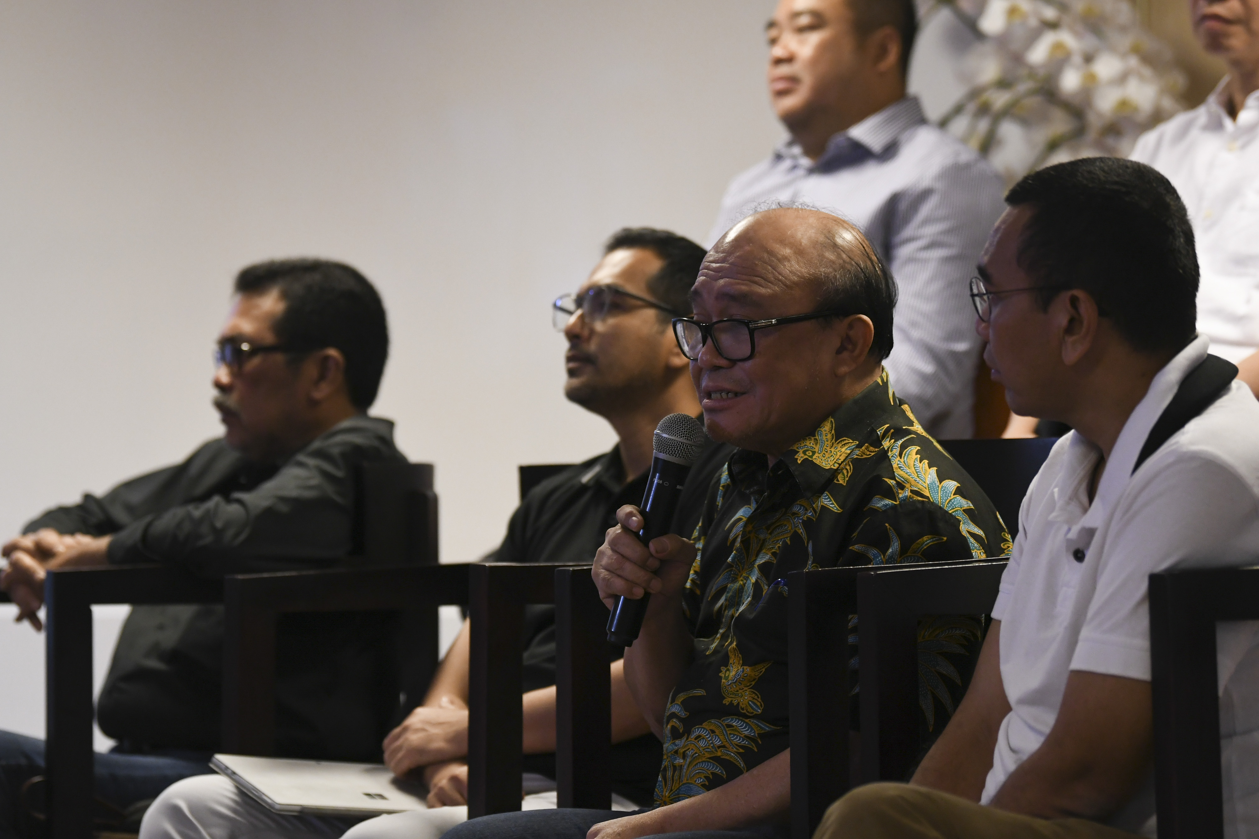 Dewan Komisaris garuda Indonesia memberikan keterangan soal kasus moge di pesawat Garuda