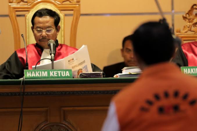 Sidang lanjutan Meikarta terdakwa Sekretaris Daerah (Sekda) Jawa Barat (Jabar) nonaktif Iwa Karniwa, Tipikor, Bandung.
