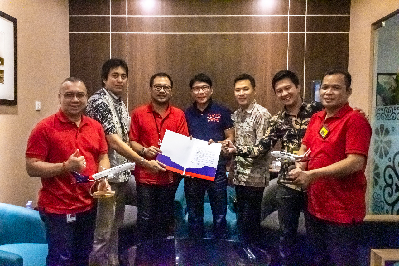 Sriwijaya Air Group menjalin kerja sama dengan manajemen Blue Sky Lounge. 