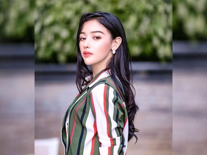 Pelapor pemilik akun Twitter @digeeembok, Siwi Widi Purwanti yang berprofesi sebagai pramugari Garuda.