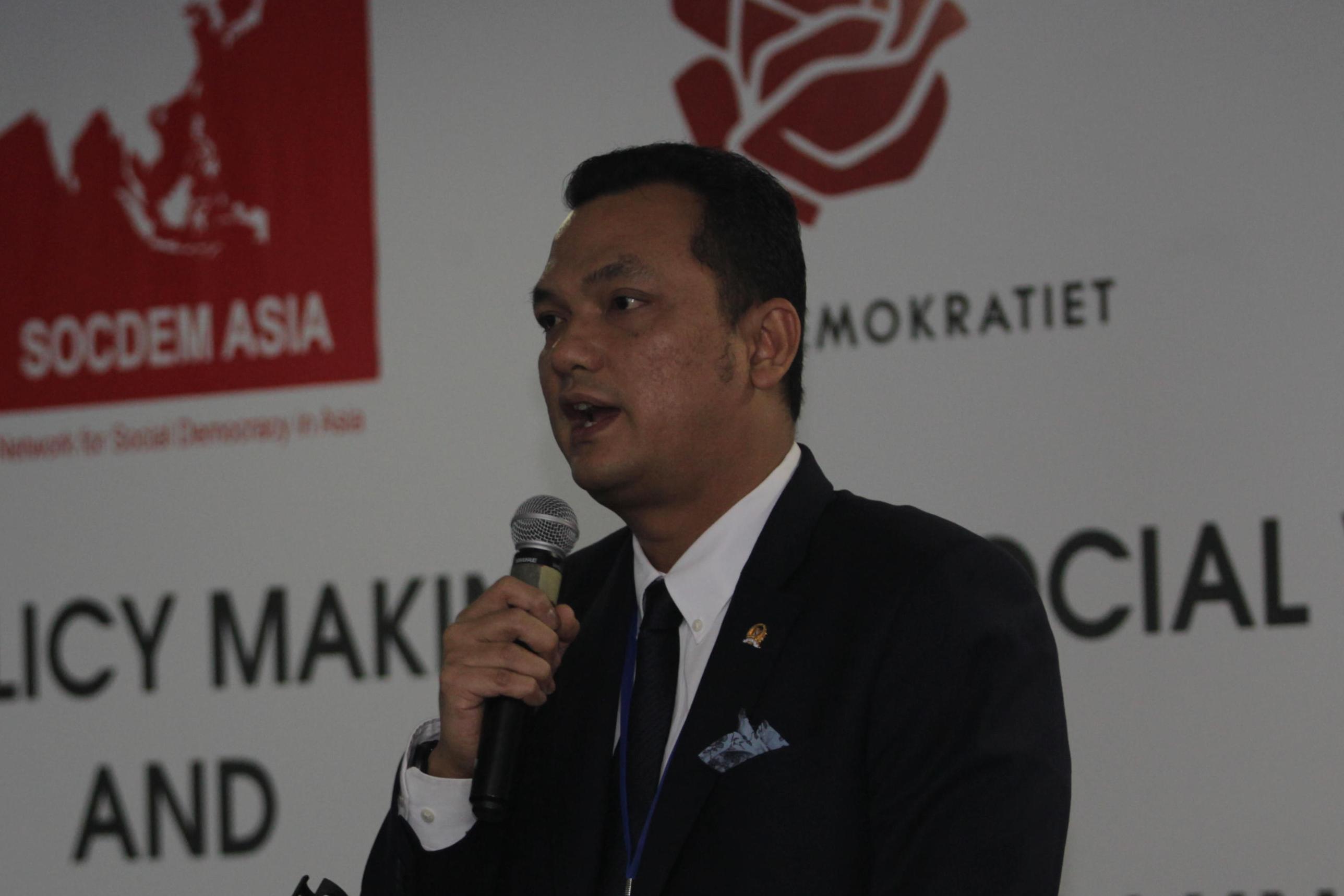 Anggota  Komisi VI DPR RI Fraksi Partai NasDem Martin Manurung