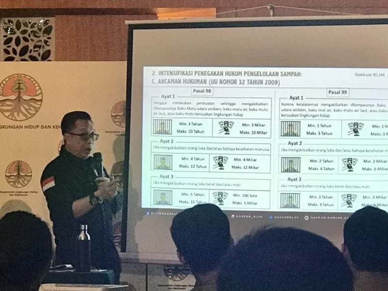 Direktur Jenderal Gakkum Rasio Ridho Sani memaparkan upaya penegakan hukum terkait penambang ilegal di Taman Nasional Gunung Halimun Salak.