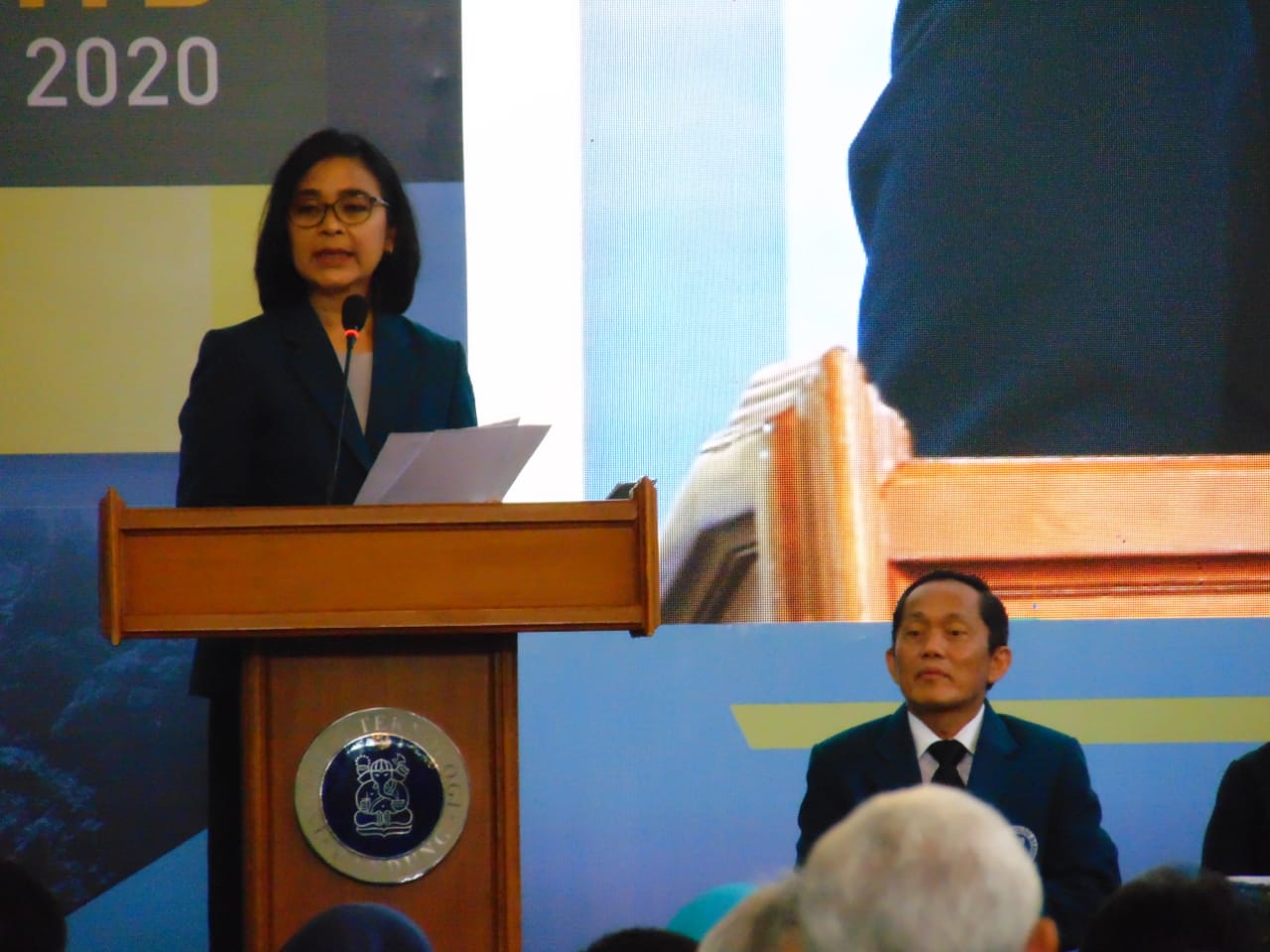 Prof Reini Wirahadikusumah Ph.D, rektor perempuan pertama Institut Teknologi Bandung (ITB) yang dilantik hari ini, Senin (20/1/2020).
