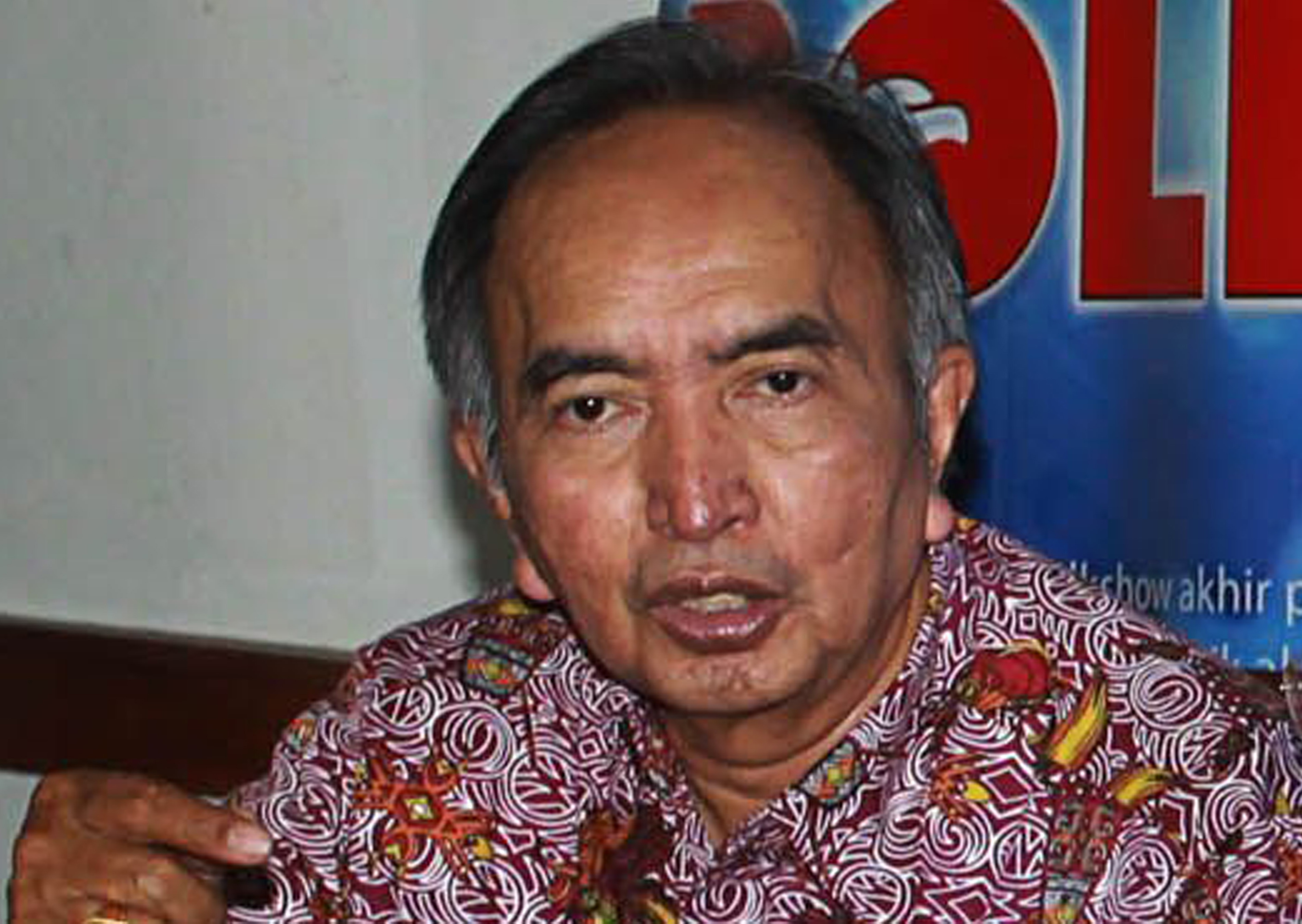 Ketua Yayasan Pemberdayaan Konsumen Kesehatan Indonesia (YPKKI) Marius Widjajarta