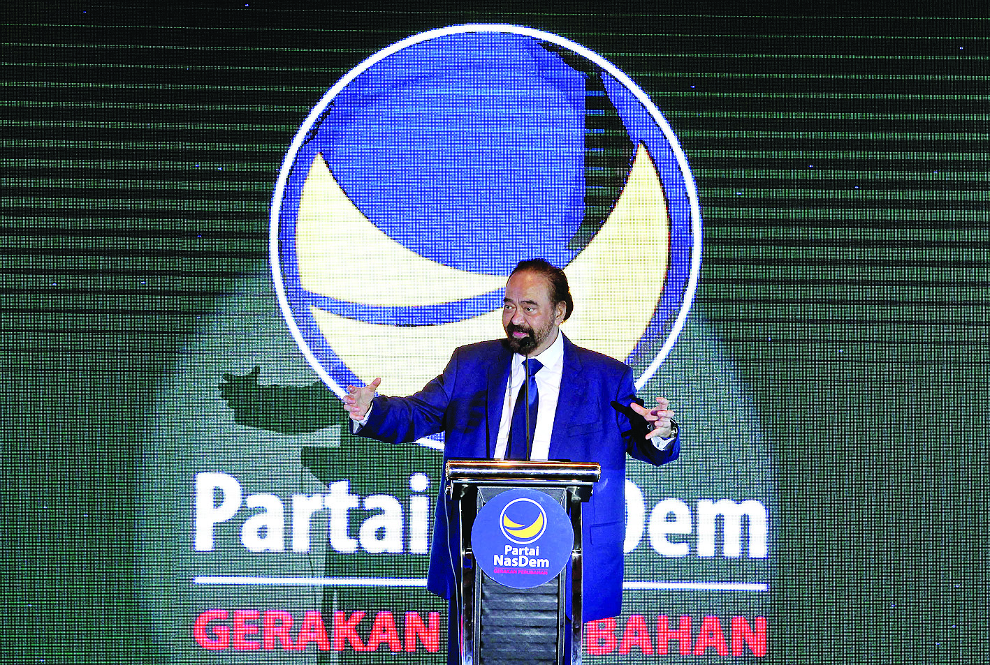 Ketua Umum Partai NasDem Surya Paloh menyampaikan pidato pada pembukaan Rapat Koordinasi Khusus (Rakorsus) Partai NasDem di Makassar, Sulsel