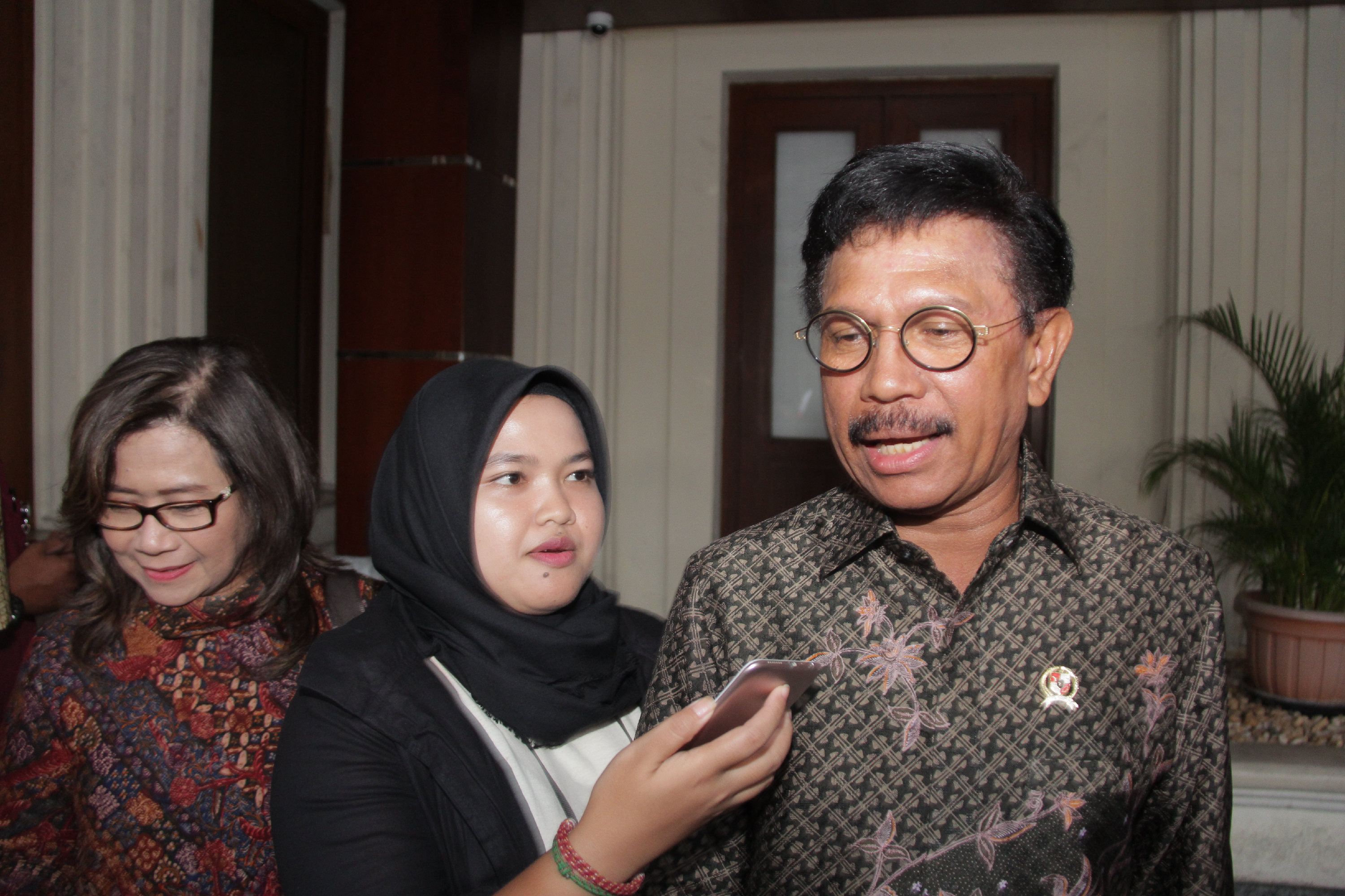 Menkominfo Minta Warganet tidak Sebar Hoaks Soal Virus Korona