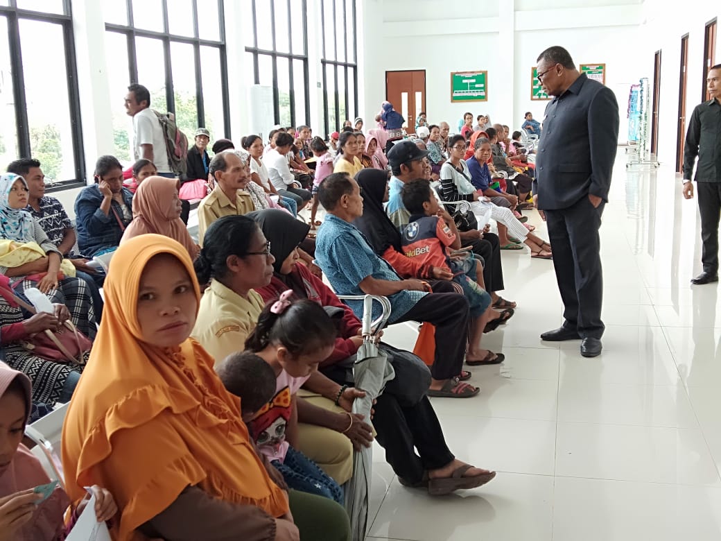 Wabup Lembata Thomas Ola Langoday, Senin (13/1), melakukan inspeksi mendadak ke RSUD Lewoleba, Lembata, NTT.