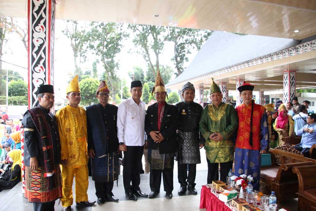 Upacara peringatan Hari Amal Bhakti ke-74