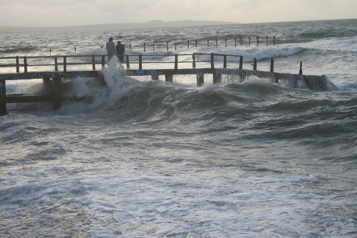 Waspada, Perairan Selatan Bali Diprediksi Hingga 3 Meter