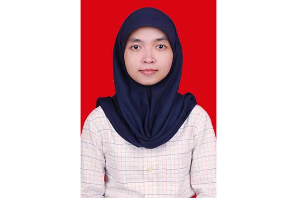 Meirisa Isnaeni, Staf Bahasa Media Indonesia