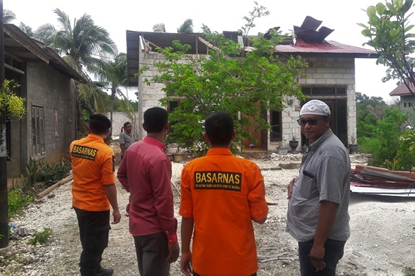 Puluhan Rumah Warga Wakatobi Hancur Diterjang Puting Beliung
