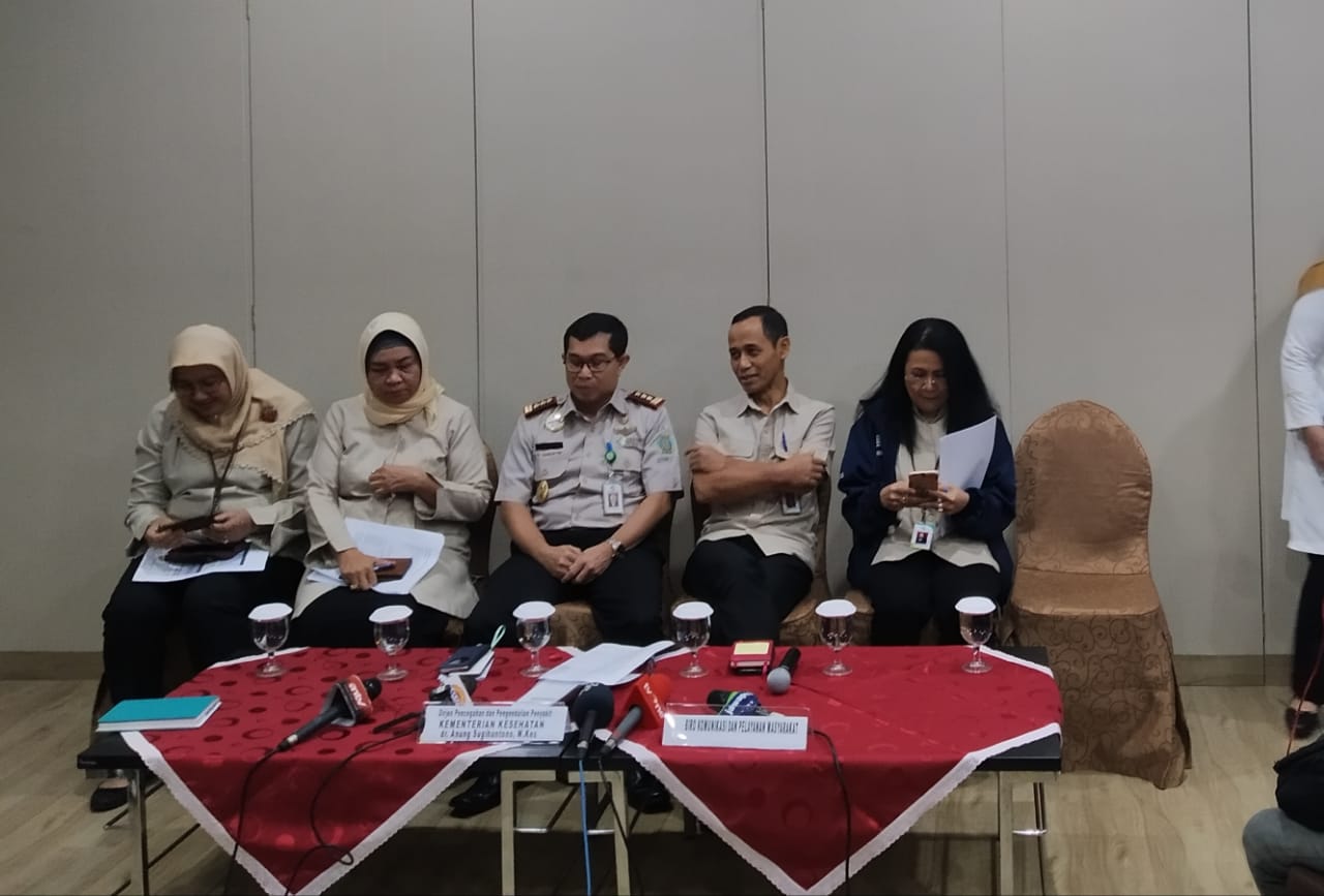 Kementerian Kesehatan menggelar konferensi pers terkait kasus antraks dan pneumonia Wuhan di Gedung Kemenkes, Jakarta Selatan, Senin (20/1).