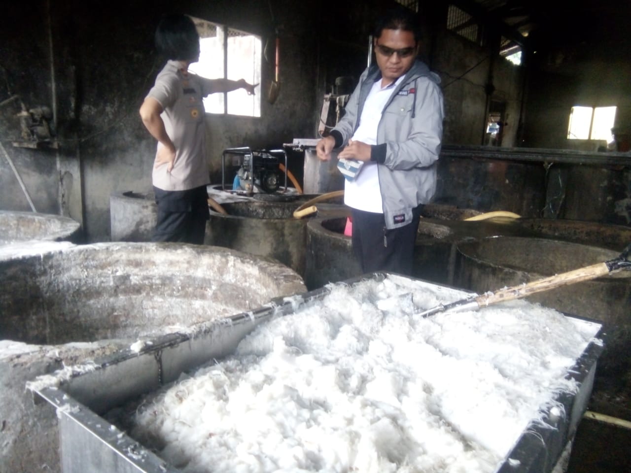 Polisi Amankan Pabrik Mi Sohun Ilegal