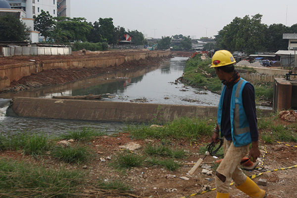 Pembangunan sodetan Kali Ciliwung