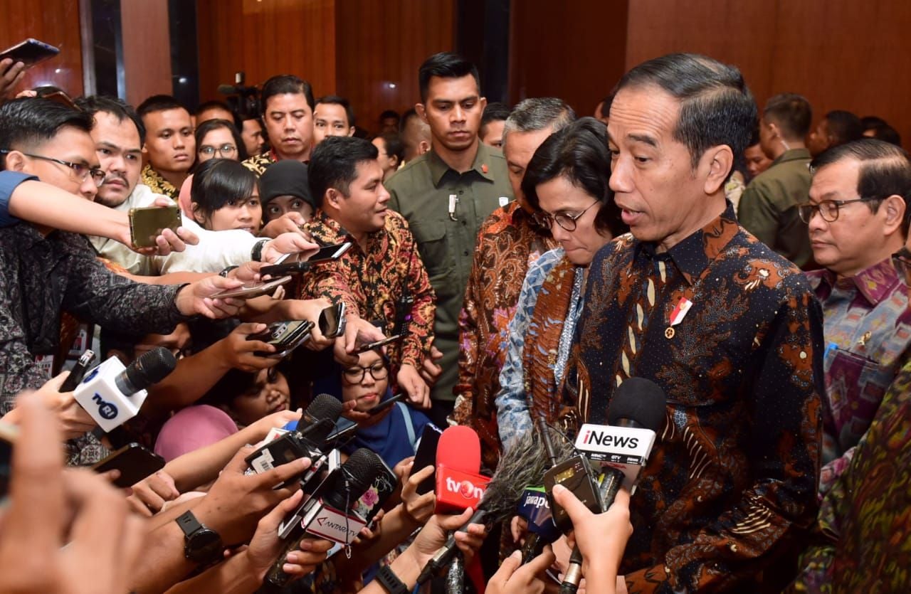 Presiden Joko Widodo yang kembali mengeluhkan tentang defisit neraca perdagangan pada Pertemuan Tahunan Industri Jasa Keuangan Tahun 2020.. 