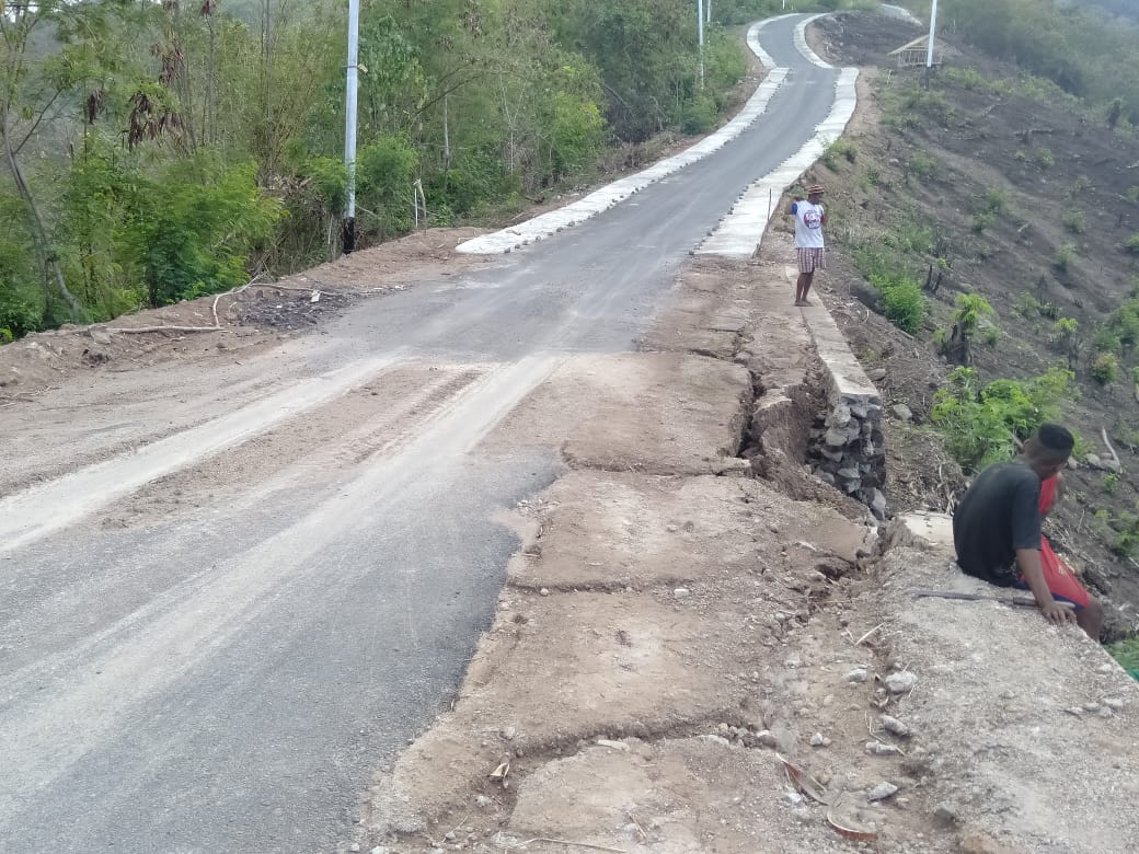 Pembangunan jalan, instalasi air bersih dan jembatan di Flores Timur masih menjadi prioritas pada 2020.
