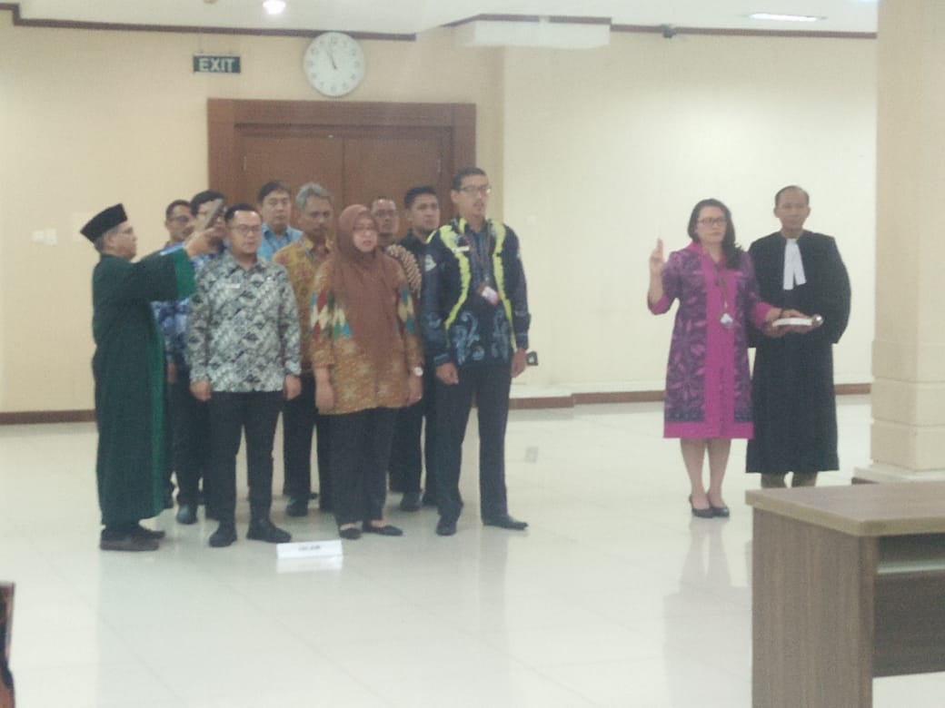 Sejumlah pejabat LPDB KUMKM dilantik. Selasa (21/1)