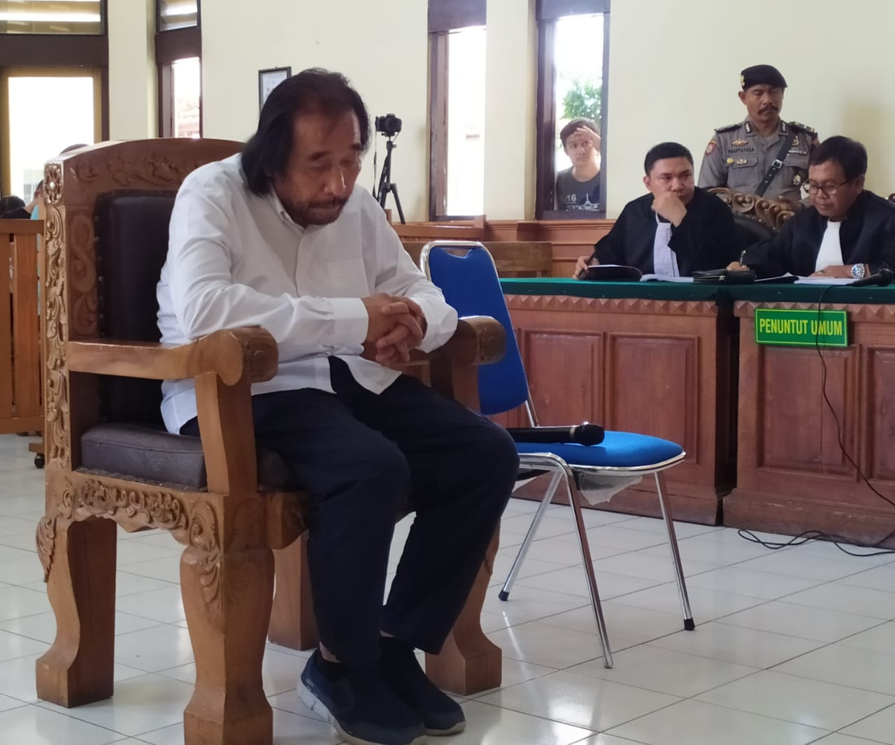Bos  Hotel Kuta Paradiso Bali, Harijanto Karjadi, terdakwa penipuan dan pengelapan