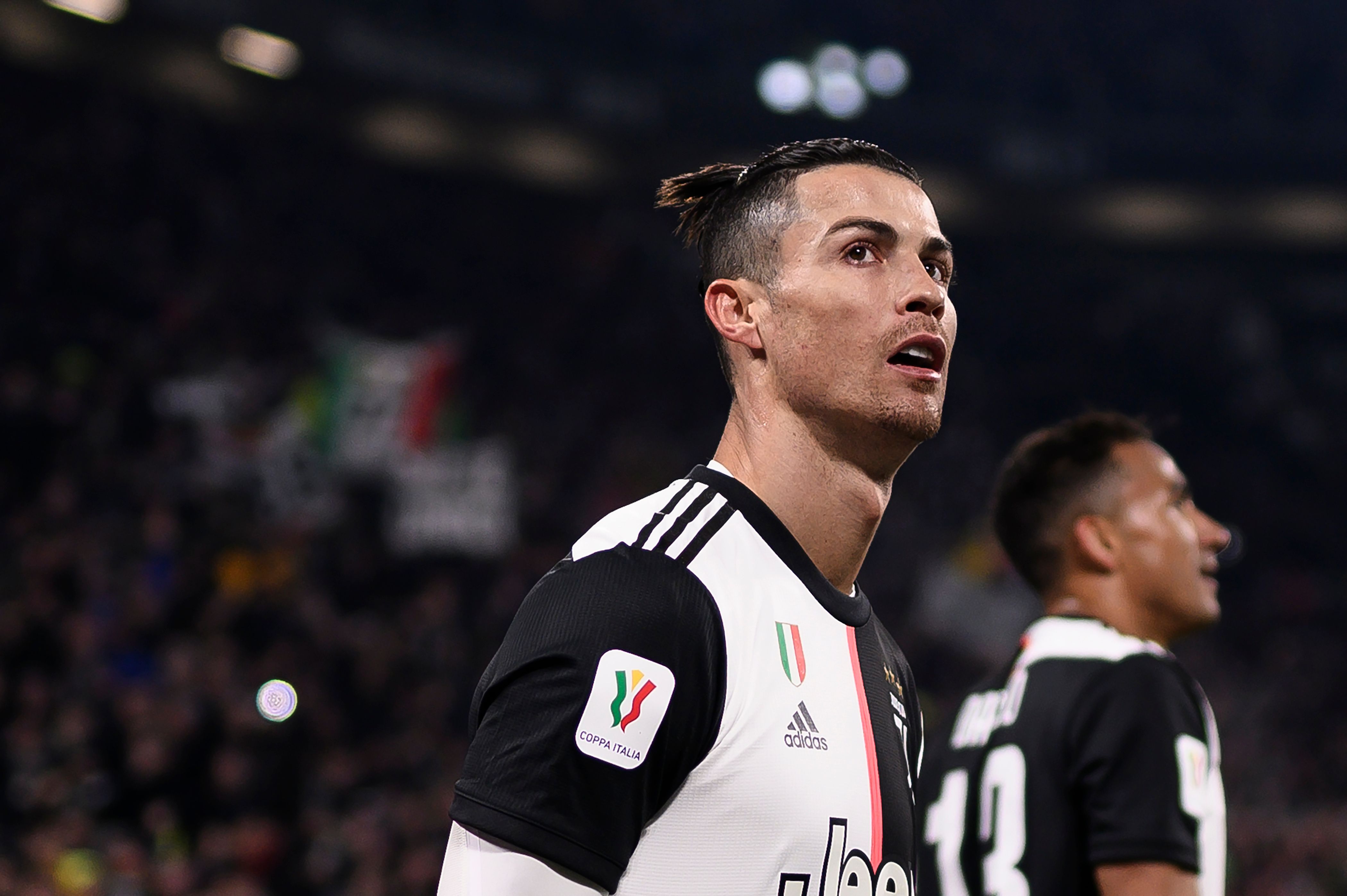 Reaksi penyerang Juventus Cristiano Ronaldo setelah menjebol gawang AS Roma pada babak perempat final Coppa Italia.