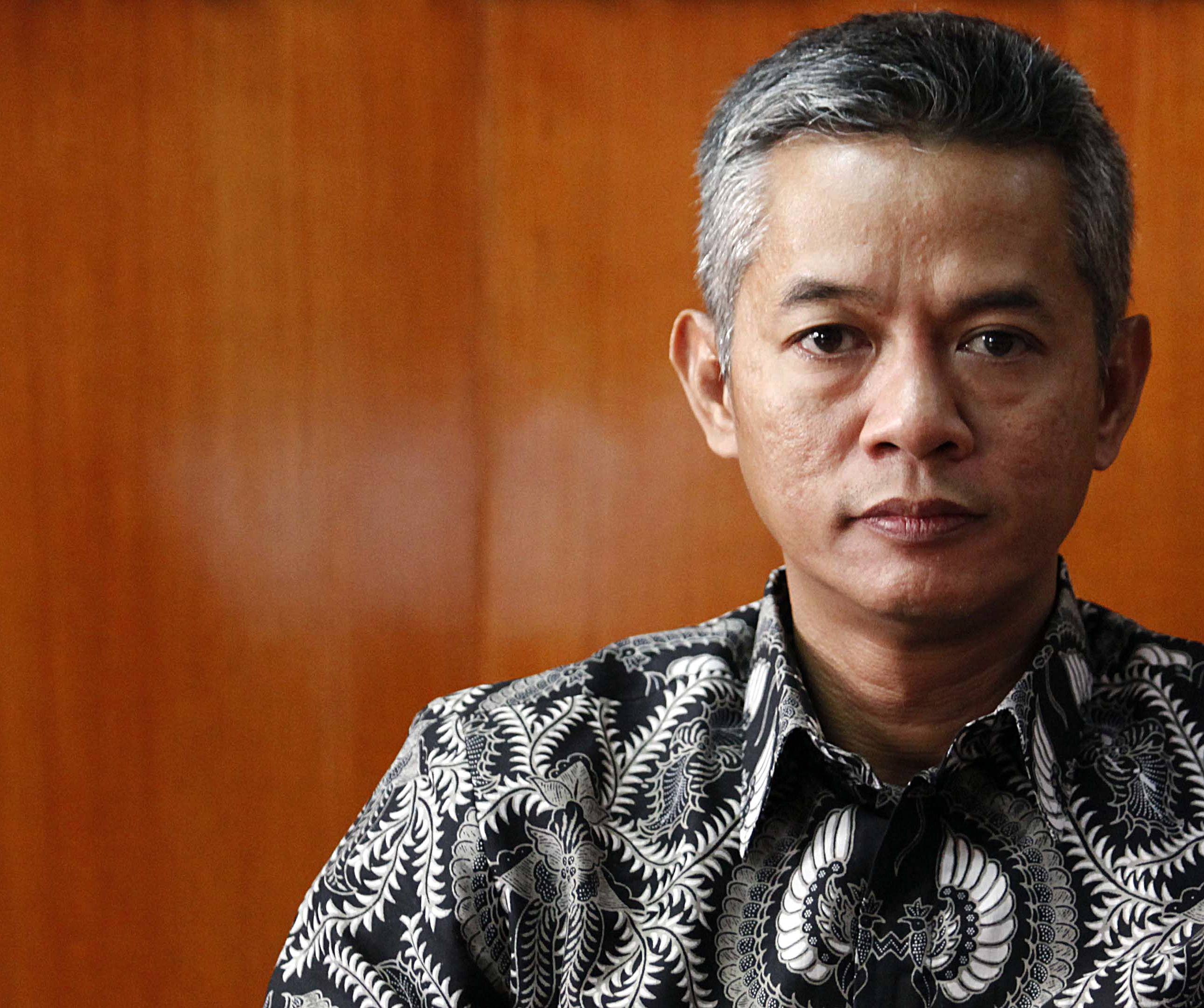 KPK menangkap Komisioner KPU RI Wahyu Setiawan di dalam pesawat saat yang bersangkutan sedang menuju Belitung. 