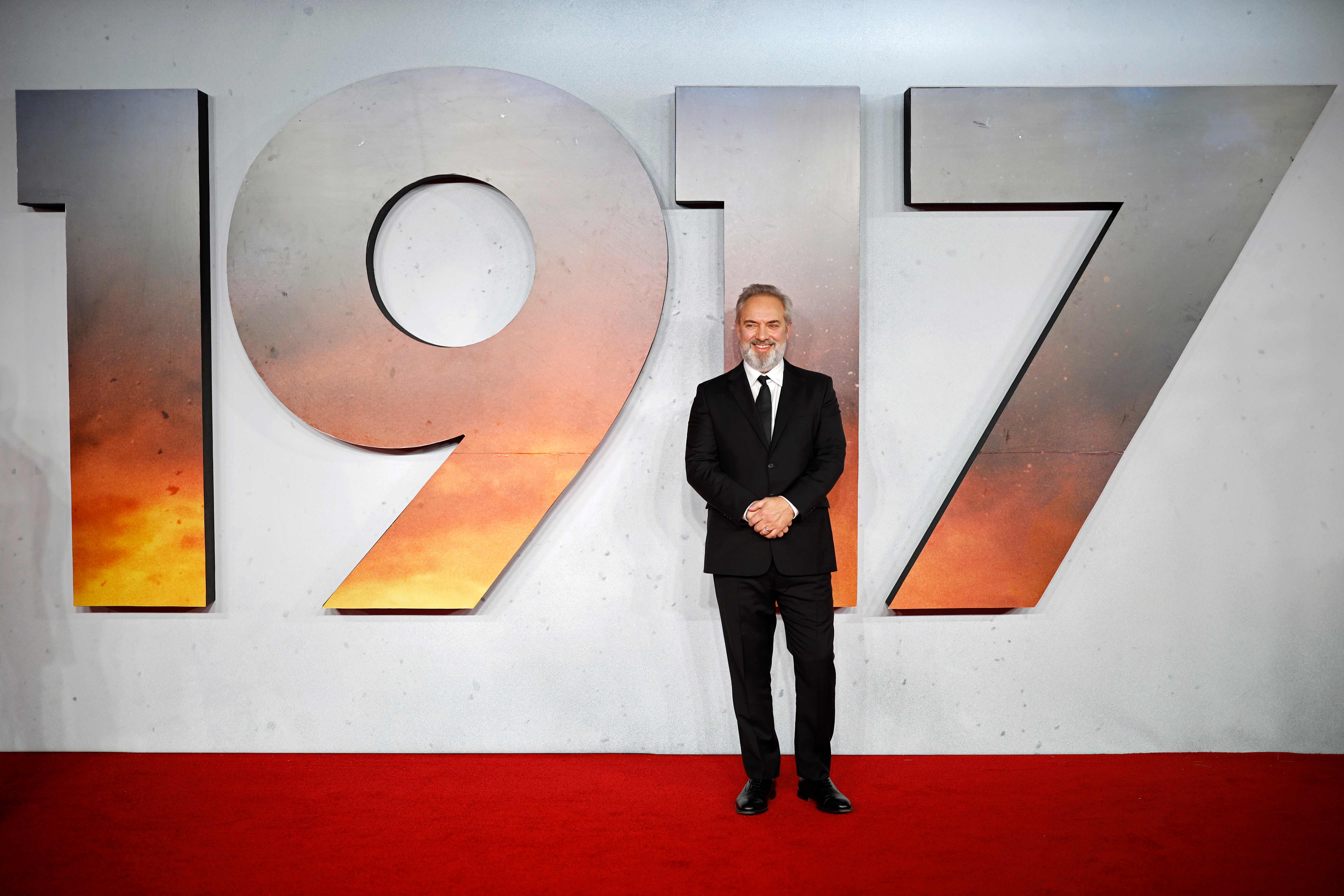 Sutradara Sam Mendes hadir di pemutaran perdana film 1917 di London, Inggris