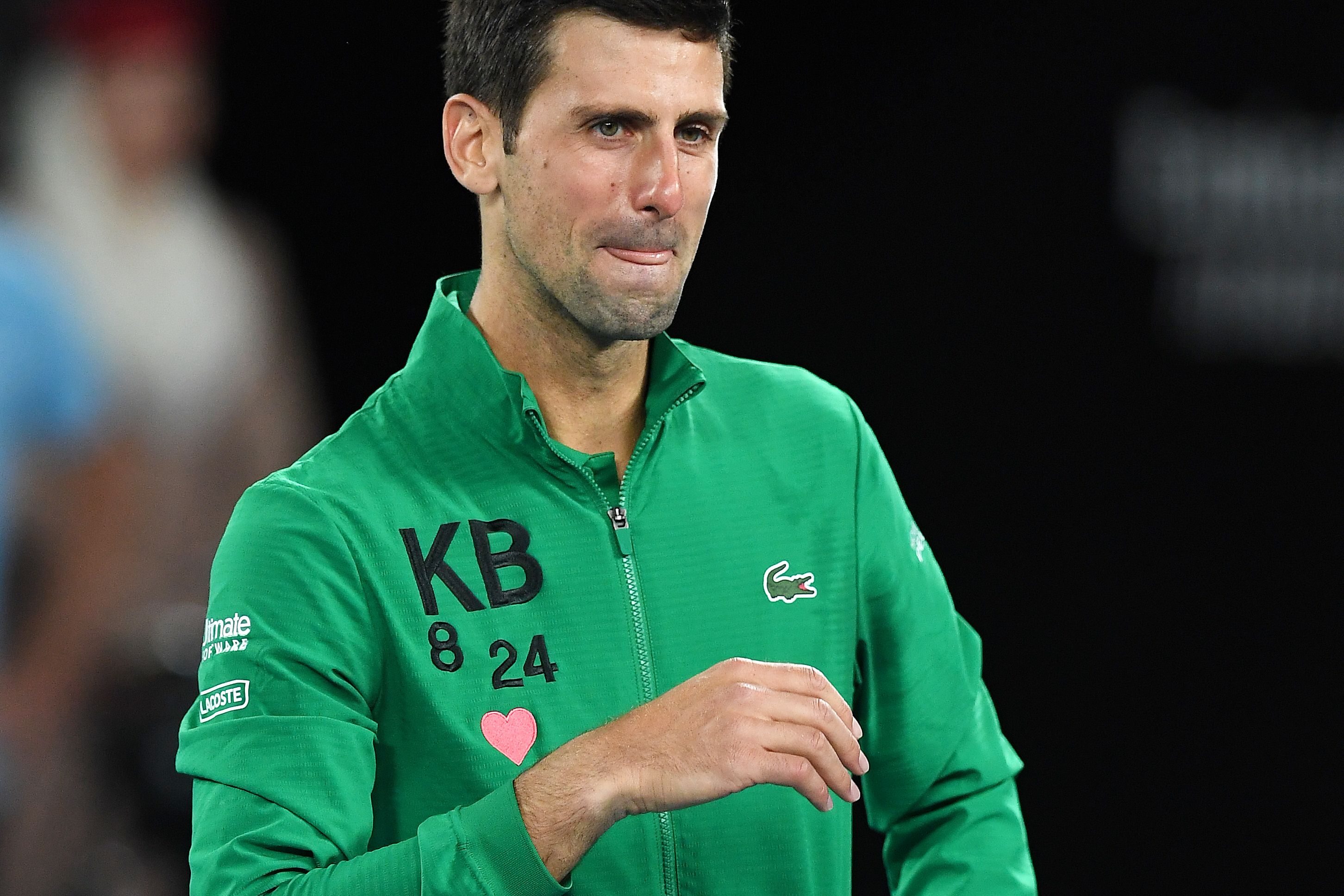 Novak Djokovic menangis saat membicarakan Kobe Bryant usai mengalahkan Milos Raonic di Perempatfinal