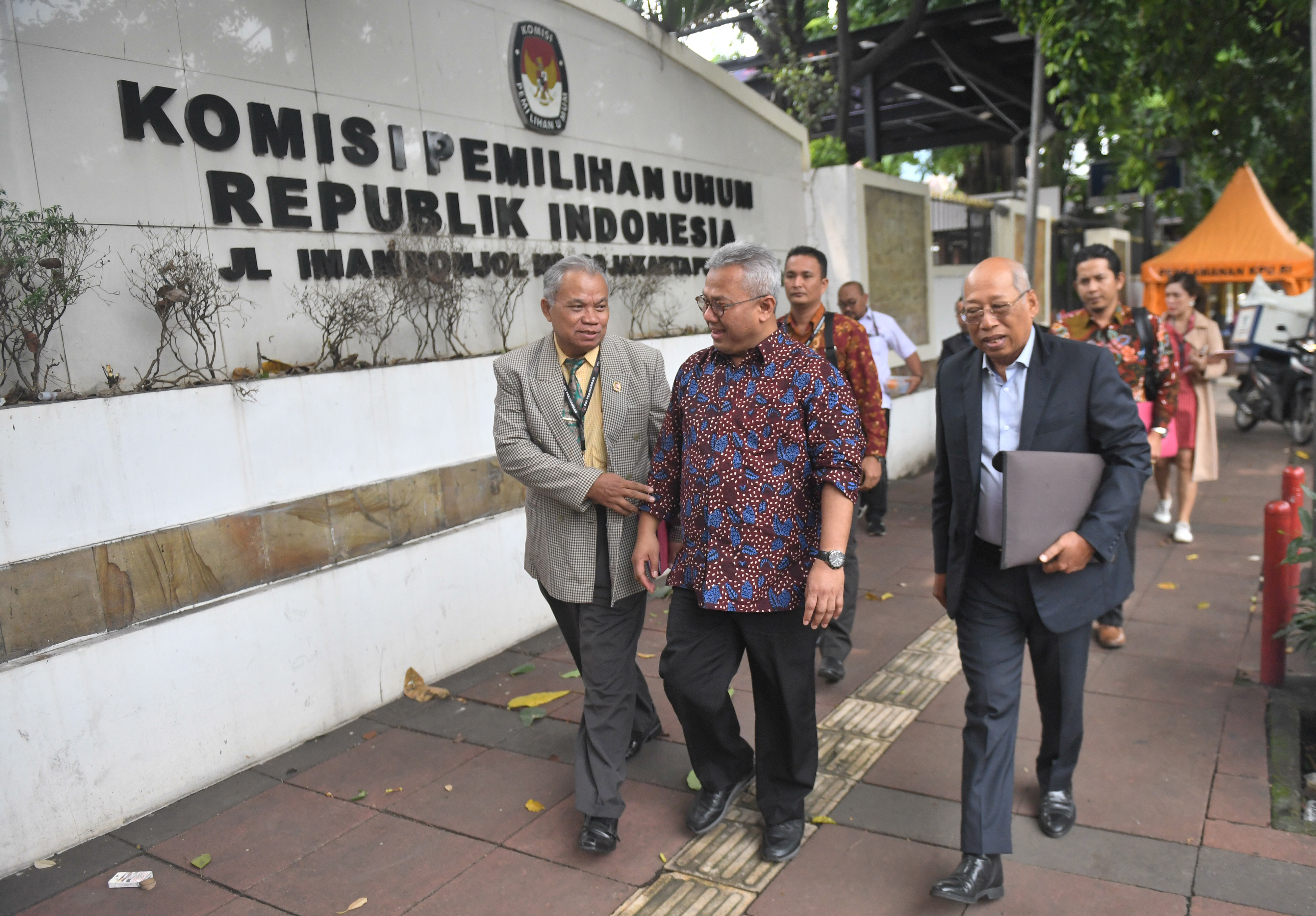 Tim hukum PDIP temui KPU