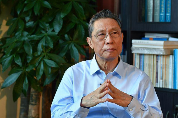 Pakar kesehatan masalah pernapasan Tiongkok, Zhong Nanshan.