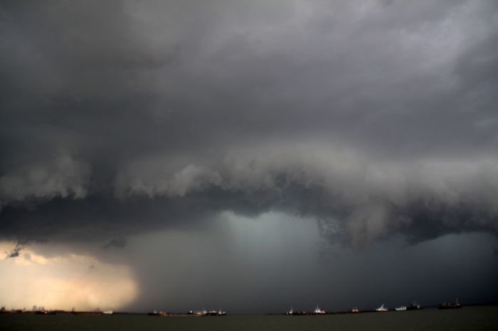 Hujan dan cuca buruk