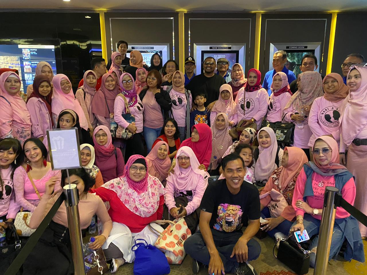 Sarat Makna Keluarga, Sandec Sahetapy Ajak Kaum Ibu Nobar Si Doel