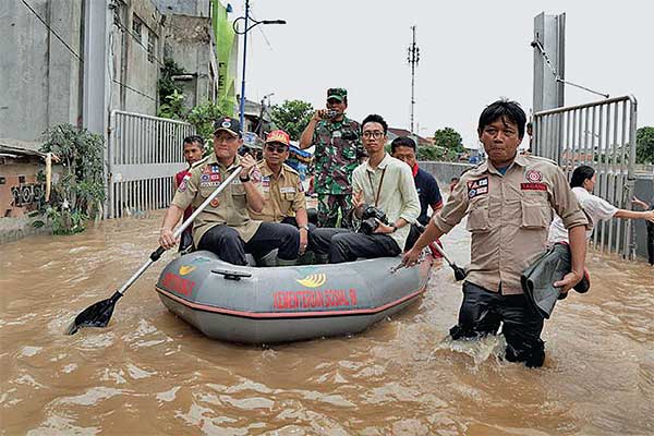 Berdongeng untuk Pengungsi Cipinang Melayu