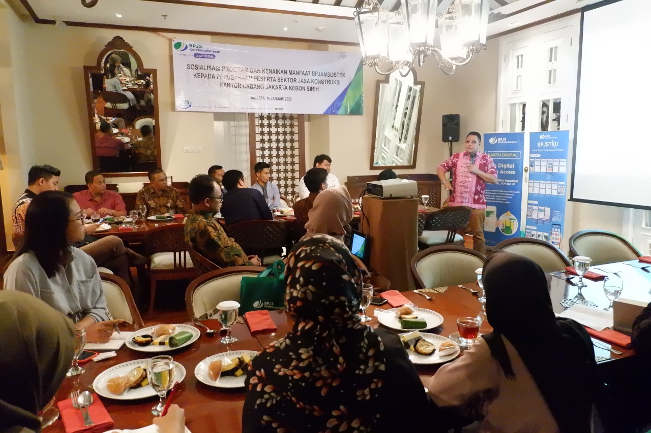  BP Jamsostek Jakarta Kebon Sirih melakukan sosialisasi mengenai program jaminan konstruksi (Jakon) kepada puluhan perusahaan.