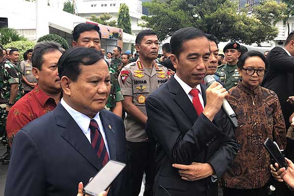 Presiden Joko Widodo, Menteri Pertahanan Prabowo Subianto dan Menteri Luar Negeri Retno Marsudi