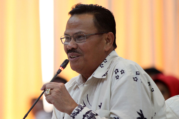 Anggota Kompolnas Yotje Mende