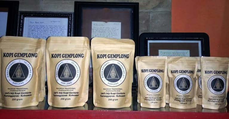 Stand Kopi Gemplong yang ada di Festival Kopi di acara HUT ke-50 Media Indonesia di Kedoya, Jakarta.