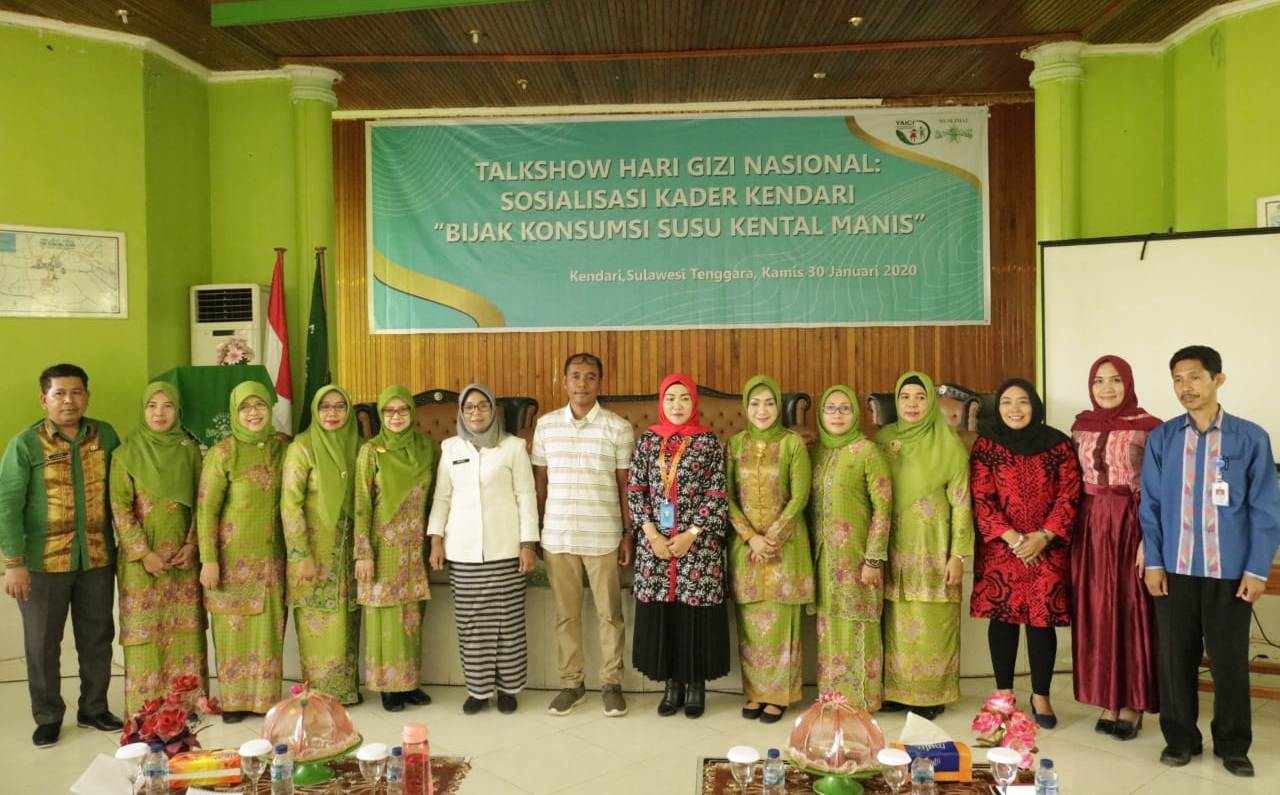 Talk Show Hari Gizi Naisonal : Sosialisasi Kader Kendari 'Bijak Konsumsi Susu Kental Manis' di Kendari, Sulawesi Tenggara, Kamis (30/1).