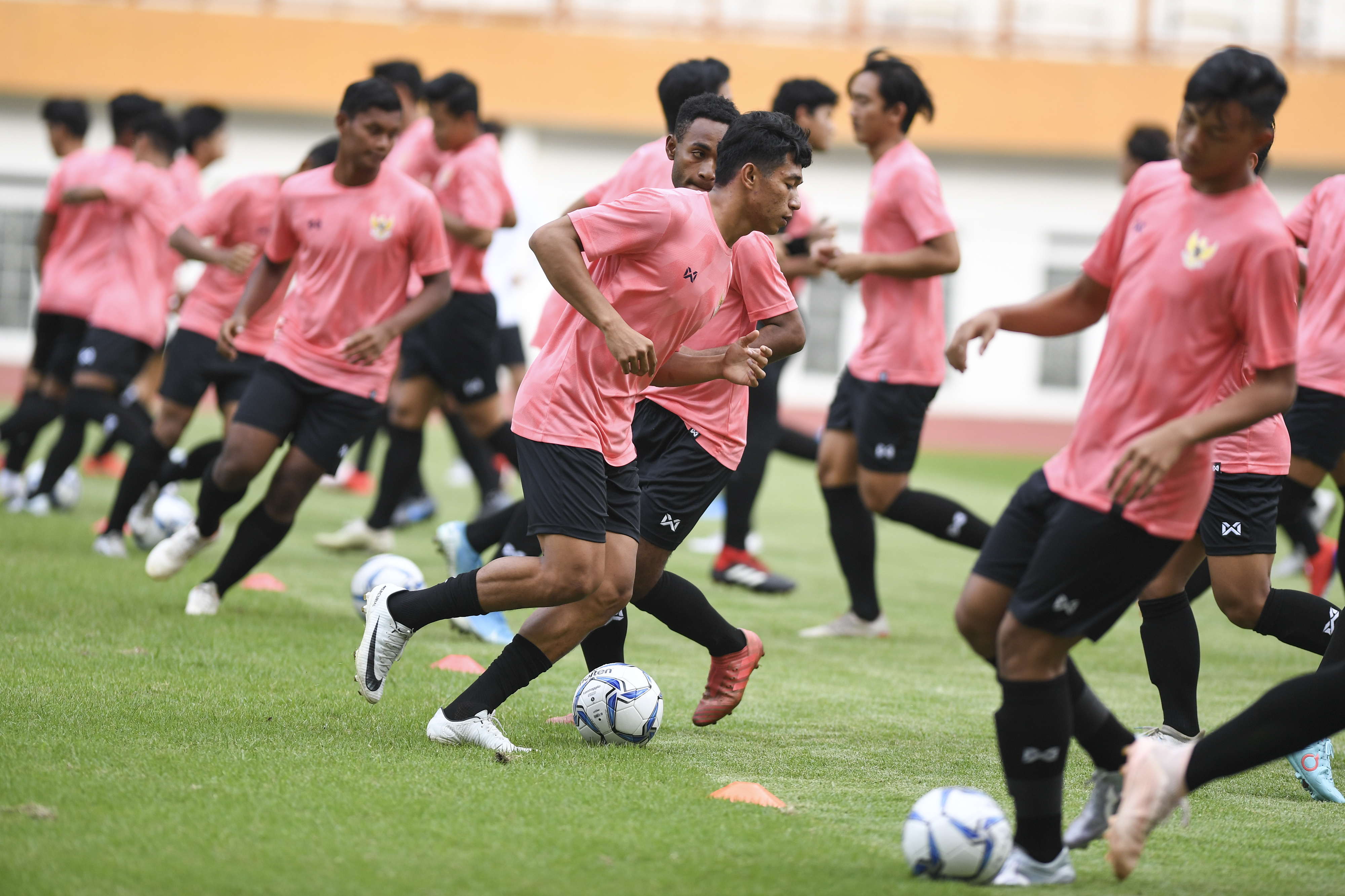  Sejumlah pesepak bola mengikuti seleksi pemain Timnas Indonesia U-19