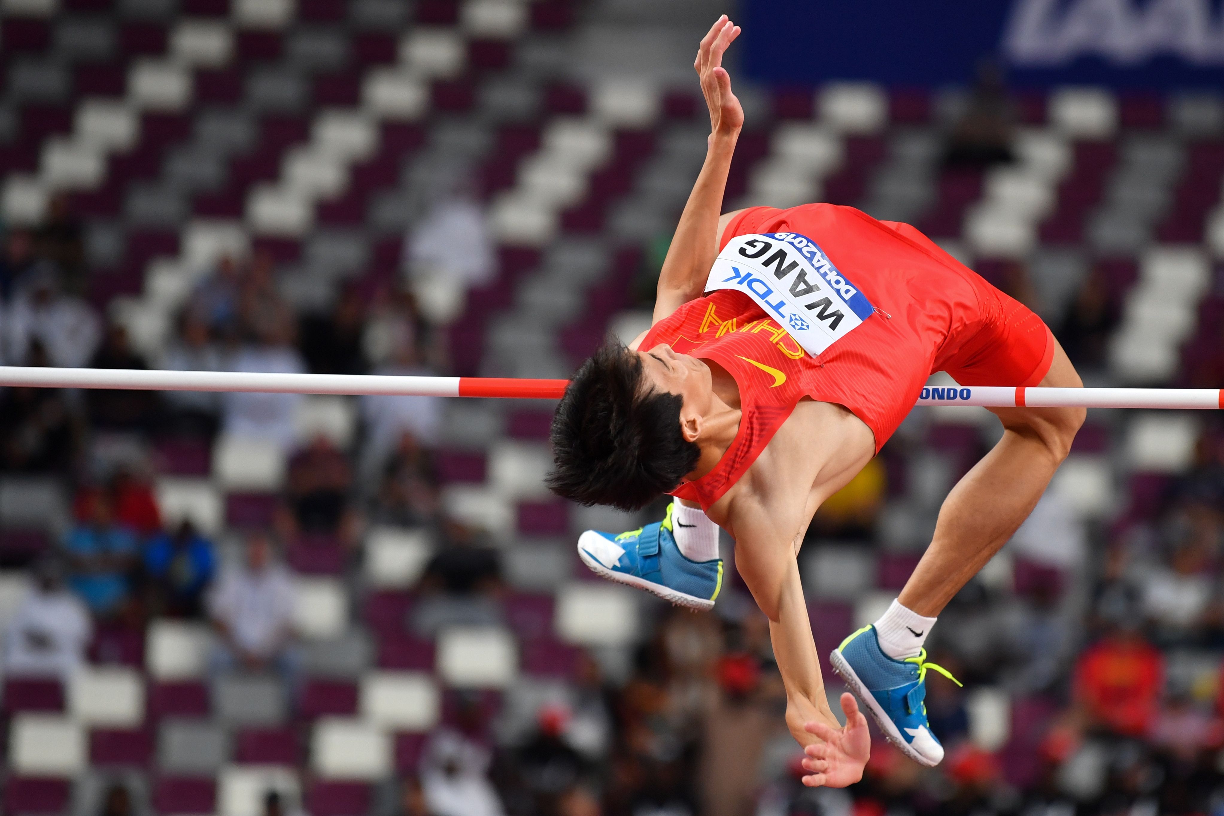 Wabah virus korona menyebabkan kejuaraan dunia atletik indoor yang sedianya digelar di Nanjing, Tiongkok Maret 2020 ditunda jadi 2021.