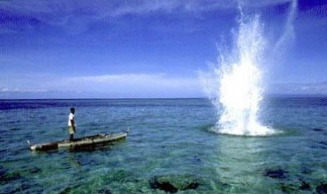 Penggunaan bom ikan oleh nelayan melanggar hukum.