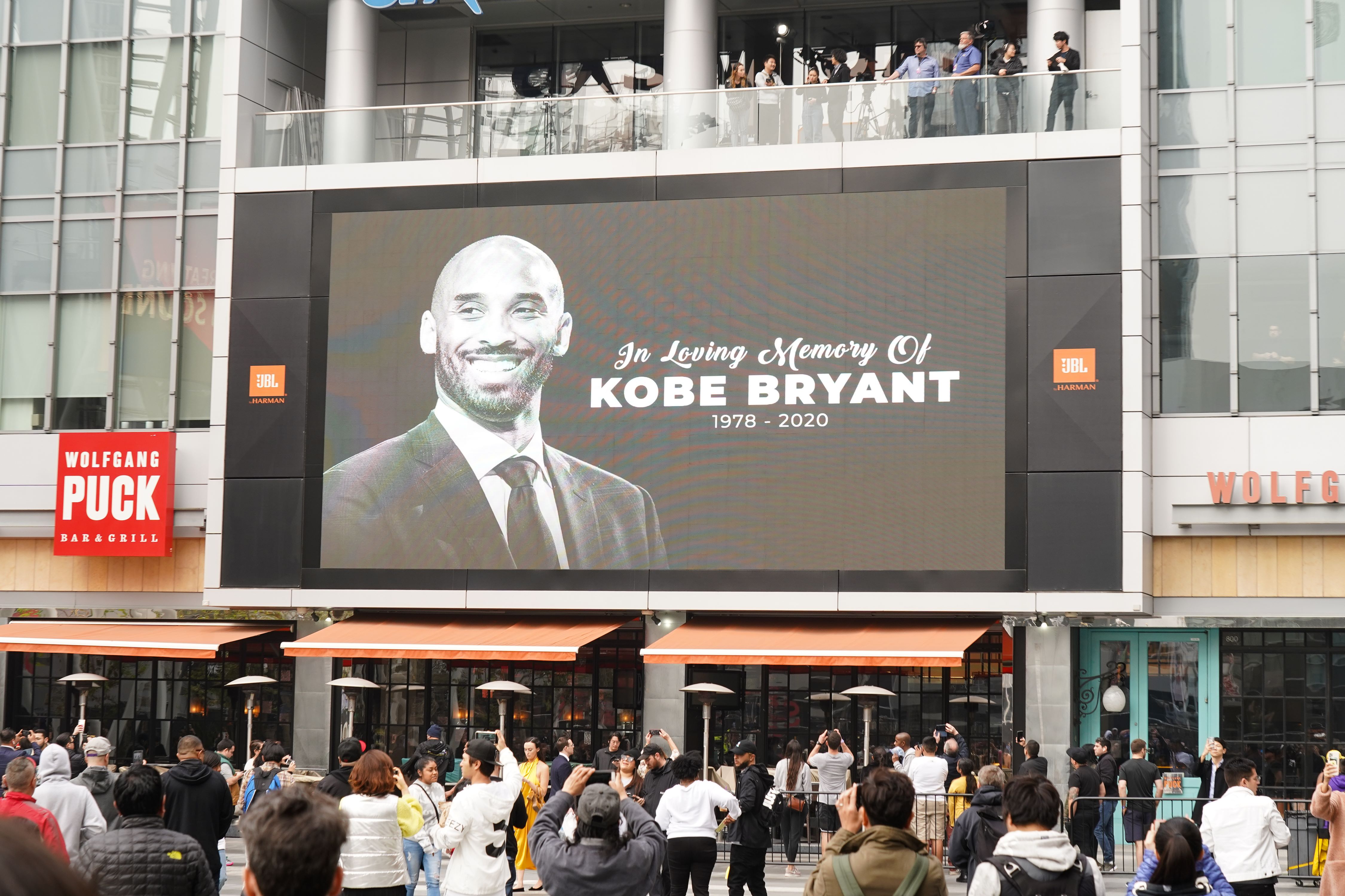 Pengisi Grammy Award mengenang Kobe Bryant