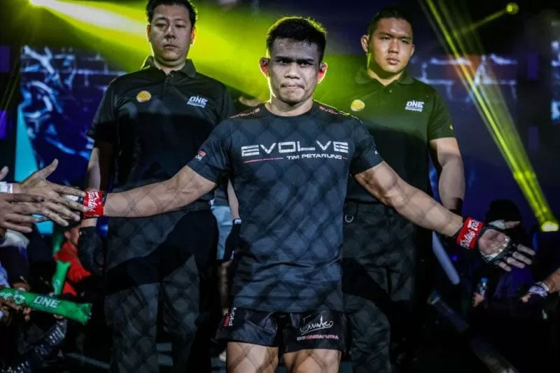 Petarung Indonesia pada One Championship, Eko Roni Saputra.  