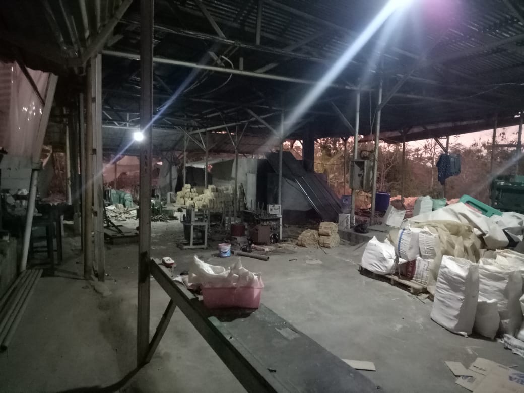 Pabrik narkoba berkedok gudang sumpit