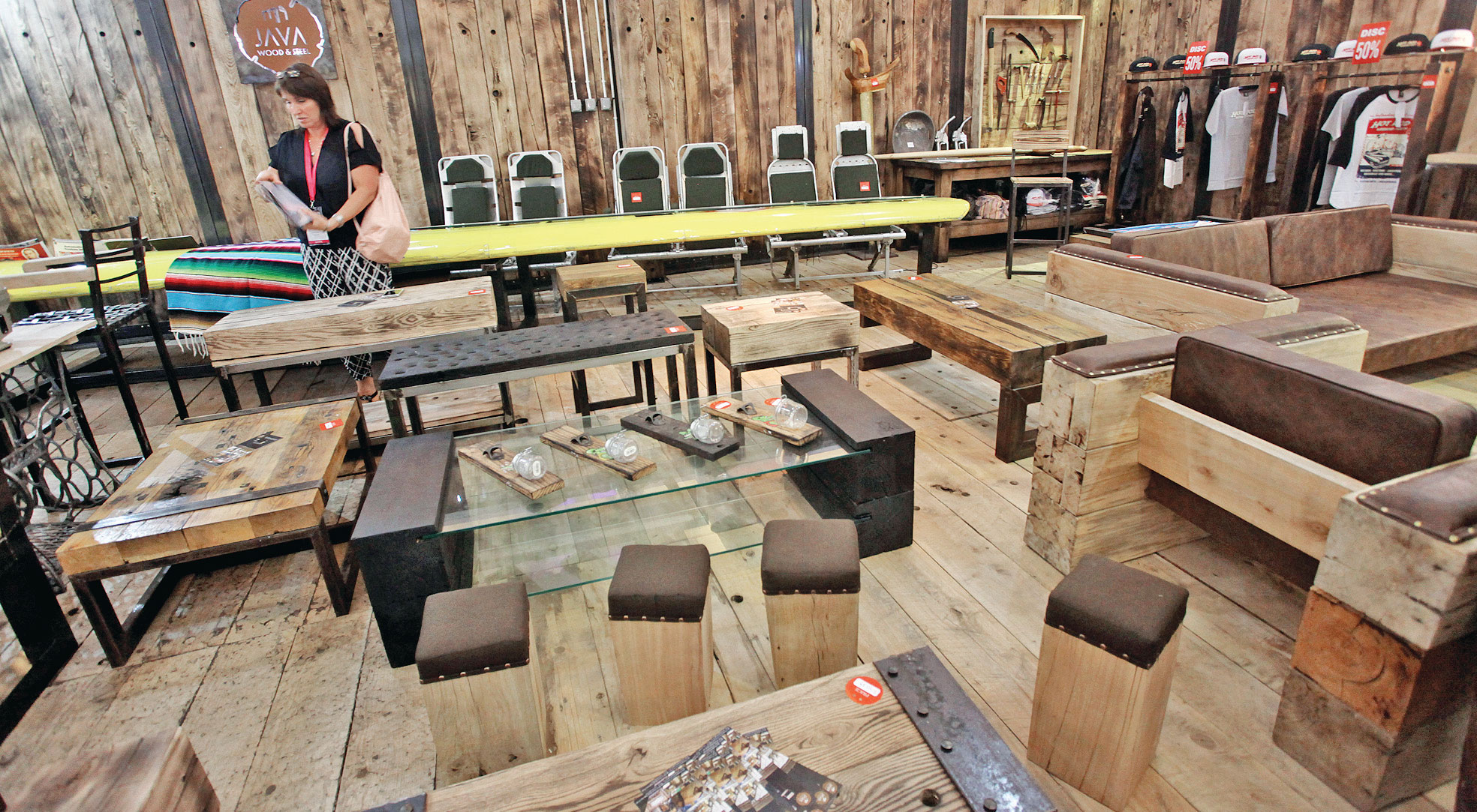 Cari Furnitur dengan Harga Miring