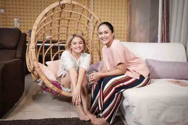 Marshanda dan Sarah Sechan