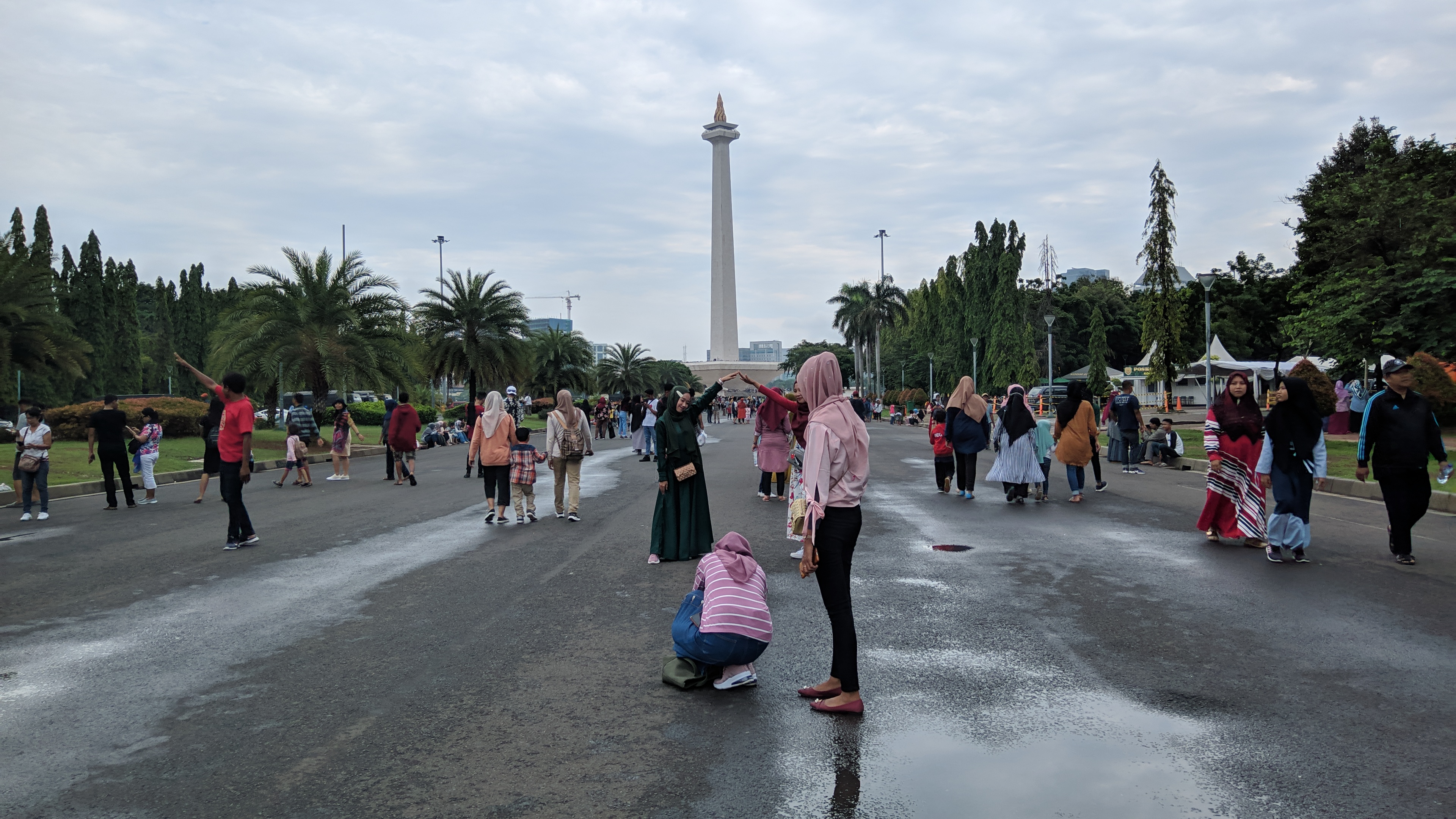 Kondisi Kawasan Monas, Jakarta Pusat, ramai pengunjung